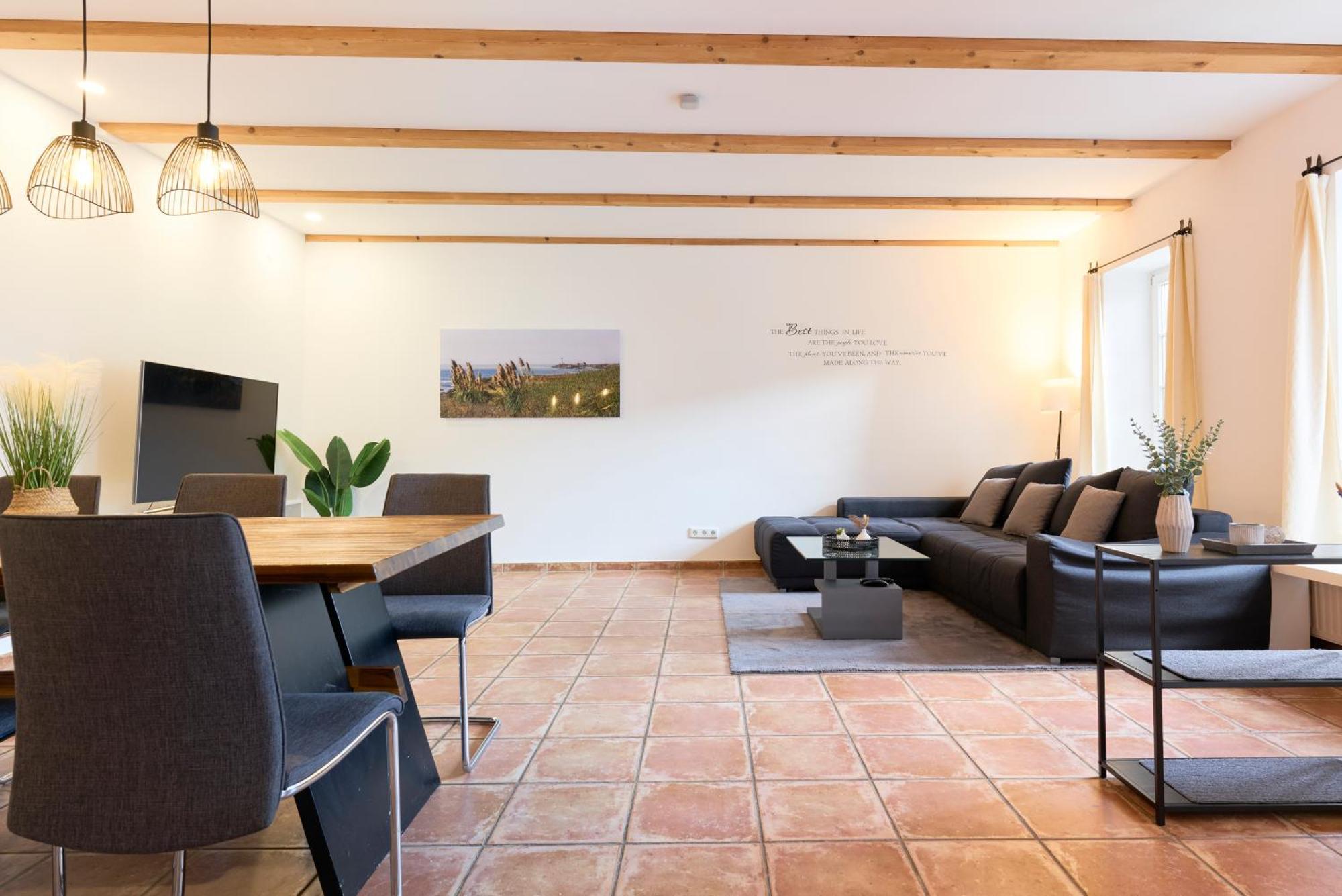 Stilvolle Gartenterrassenwohnung Mitten In Bregenz Eksteriør bilde